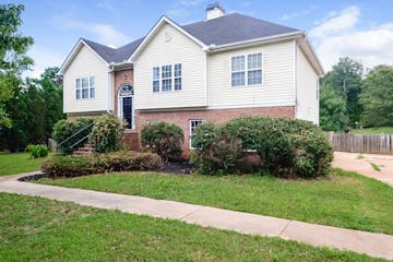 144 Leguin Forest Dr Locust Grove, GA 30248